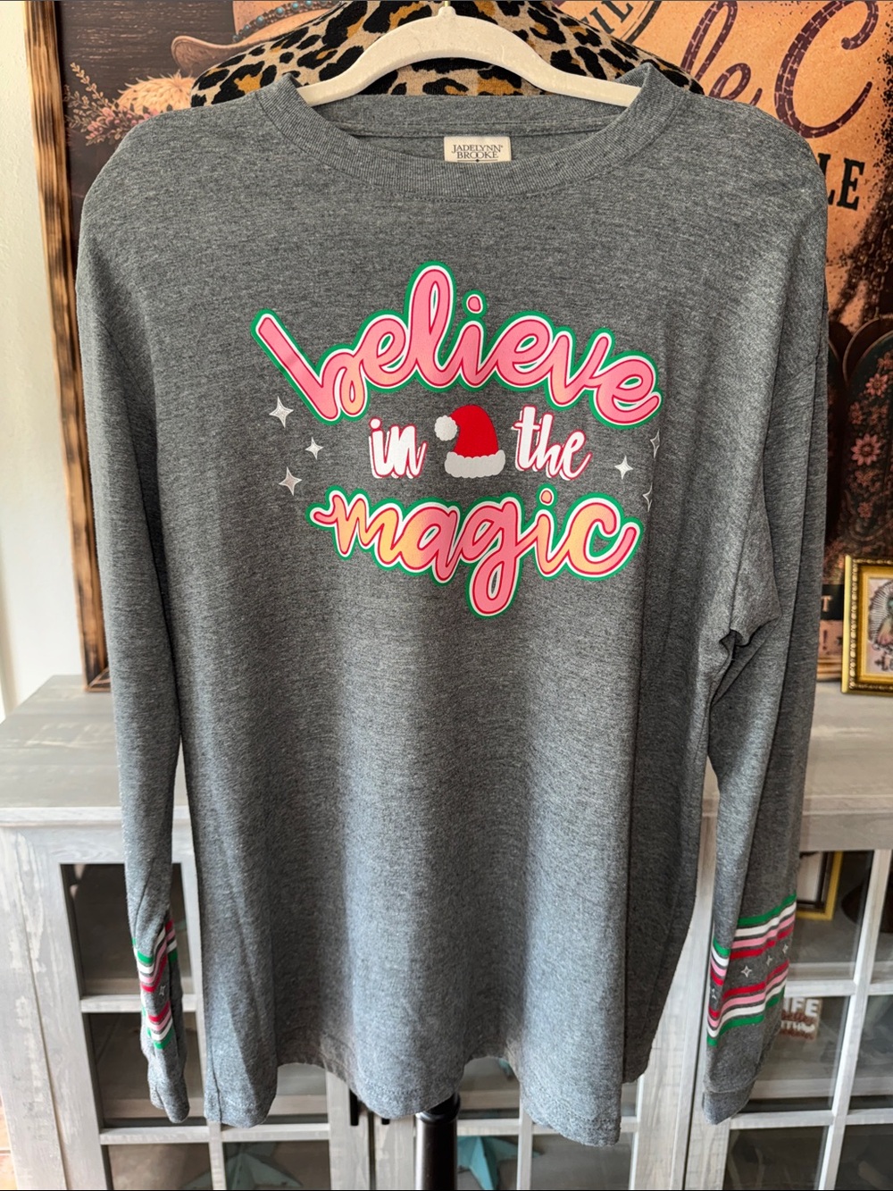 JADELYNN BROOKE Christmas Believe in the Magic Holiday Tee- Size Large